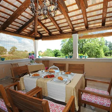 Bed & Breakfast Korta Gira Buici (Istria)