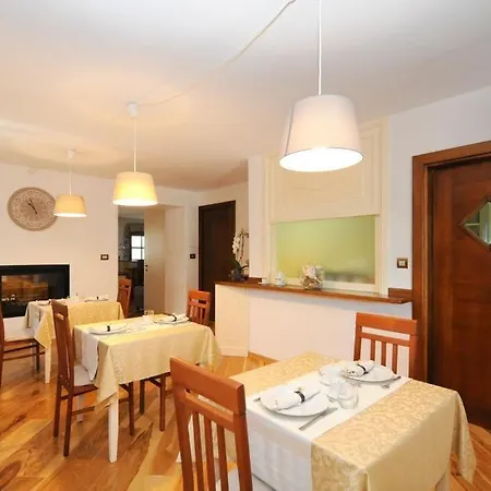 Korta Gira Bed & Breakfast Buici (Istria)