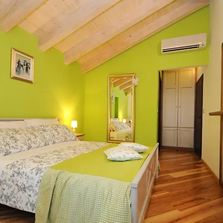 Bed & Breakfast Korta Gira