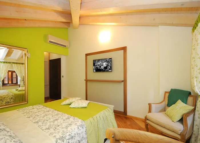 Korta Gira Bed & Breakfast